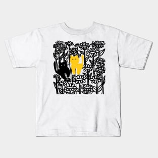 cat, sunflower fields Kids T-Shirt